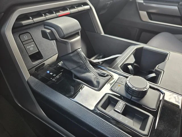 New 2026 Lunar Rock Toyota SR5 image 15