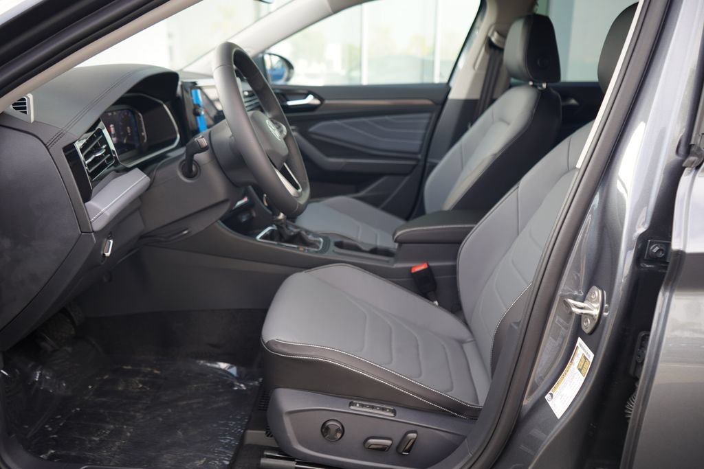 New 2026 Platinum Gray Metallic Volkswagen 1.5T SEL image 6
