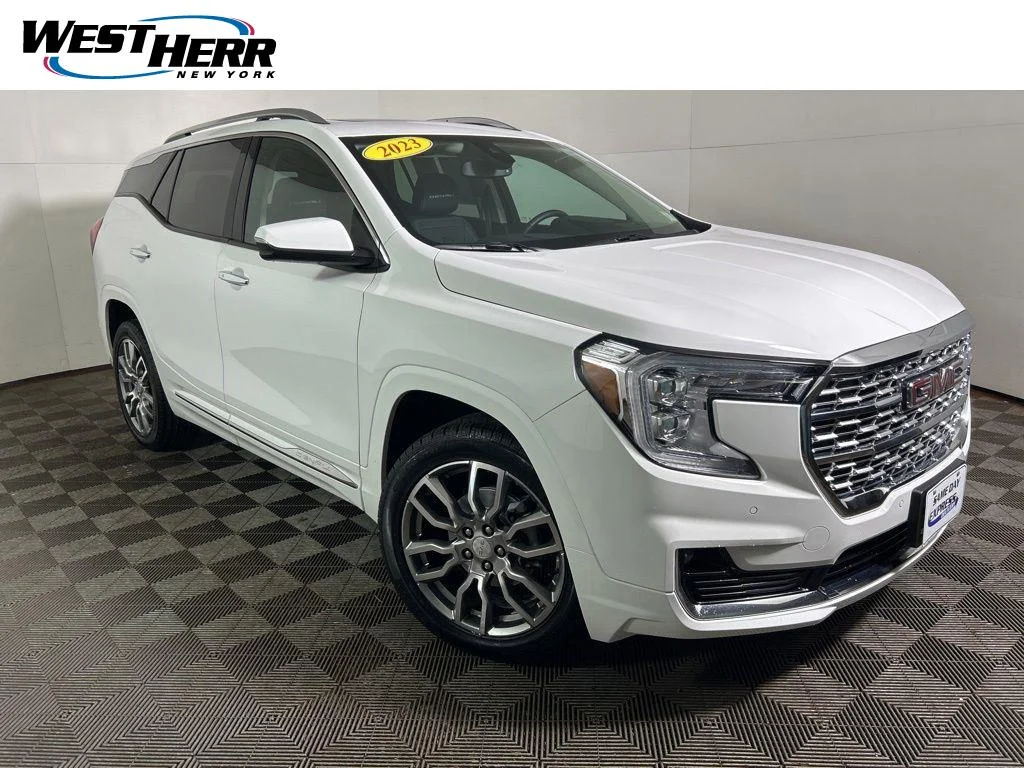 Used 2023 Summit White GMC Denali image 1
