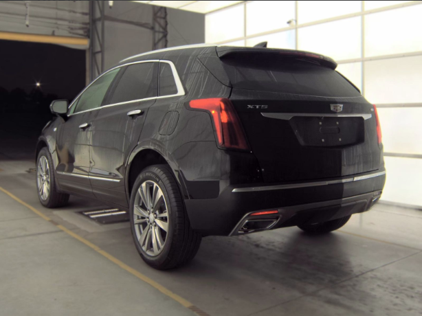 Used 2025 Black Cadillac Premium Luxury image 3