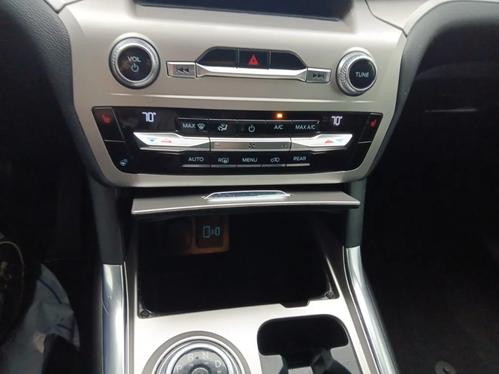 Used 2020 Magnetic Ford XLT image 23