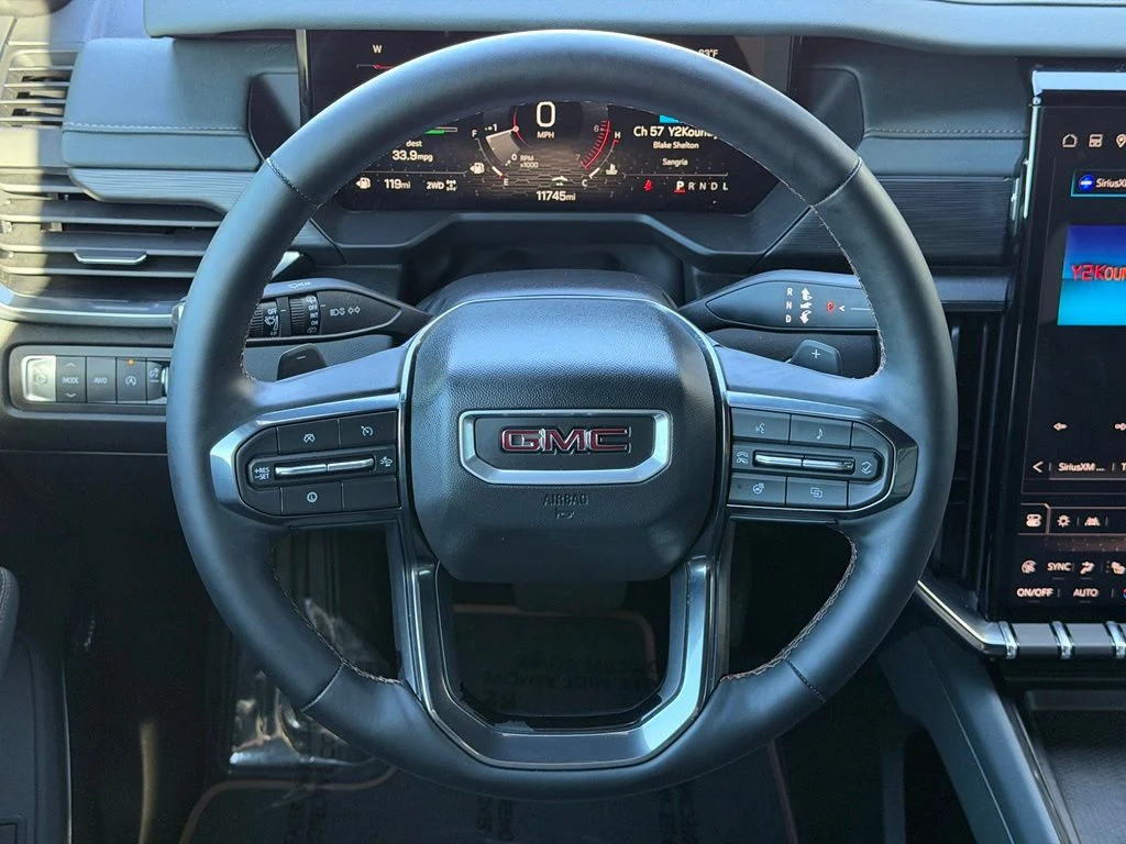 Used 2024 White GMC AT4 image 16