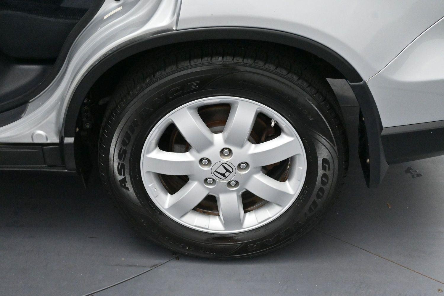 Used 2009 Alabaster Silver Metallic Honda EX image 23