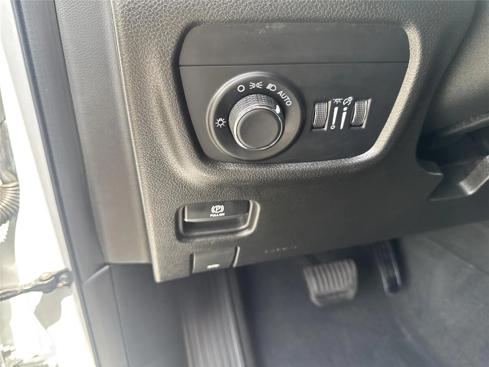Used 2023 Bright White Clearcoat Jeep Altitude image 19