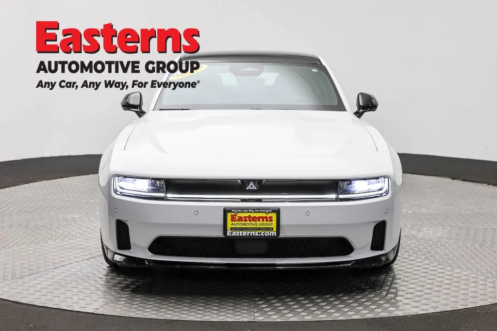 Used 2024 Dodge Charger Daytona Scat Pack with VIN 2C3CDBDK5RR206169 for sale in Camp Springs, MD