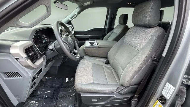 Used 2023 Silver Ford XLT image 18