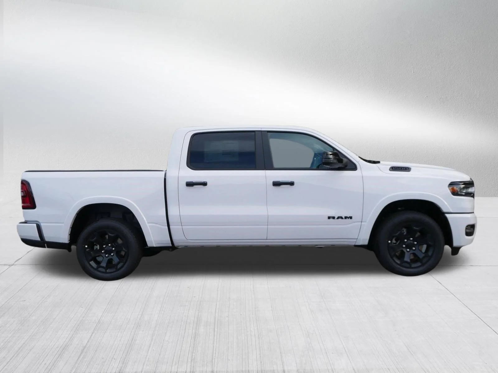 New 2027 Bright White Clear-Coat Exterior Paint RAM Big Horn image 8