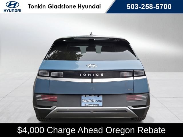 Certified Used 2024 Blue Hyundai SEL image 4