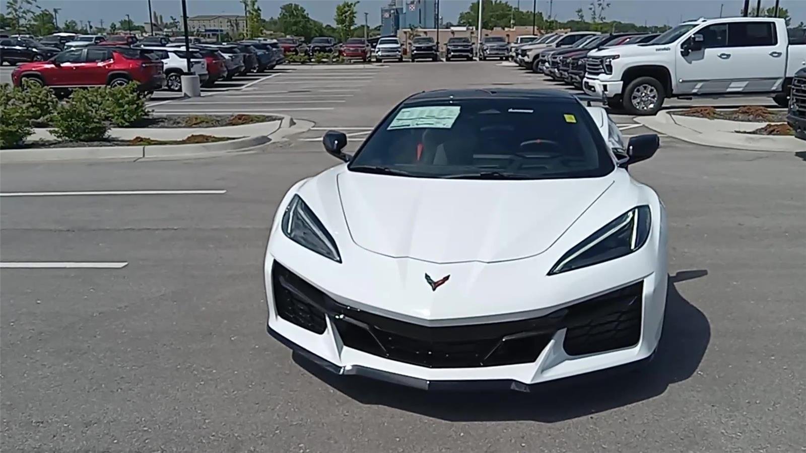 New 2026 Arctic White Chevrolet 2LZ image 3