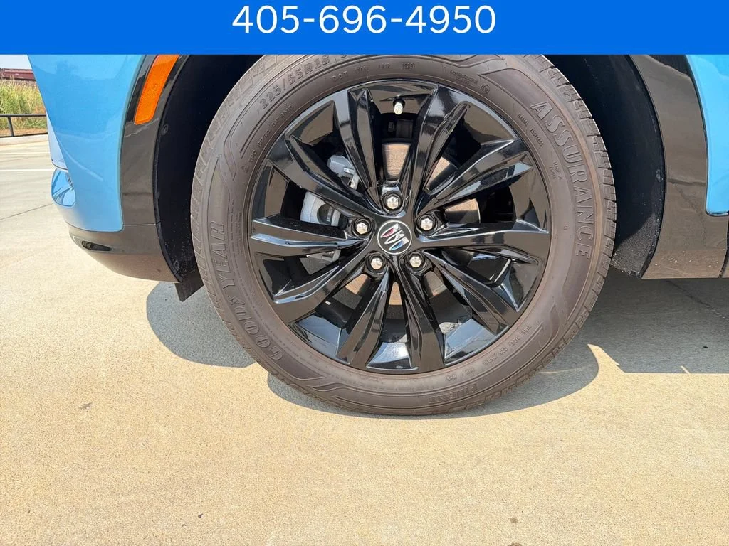 Pre-Owned 2025 Buick Envista Sport Touring