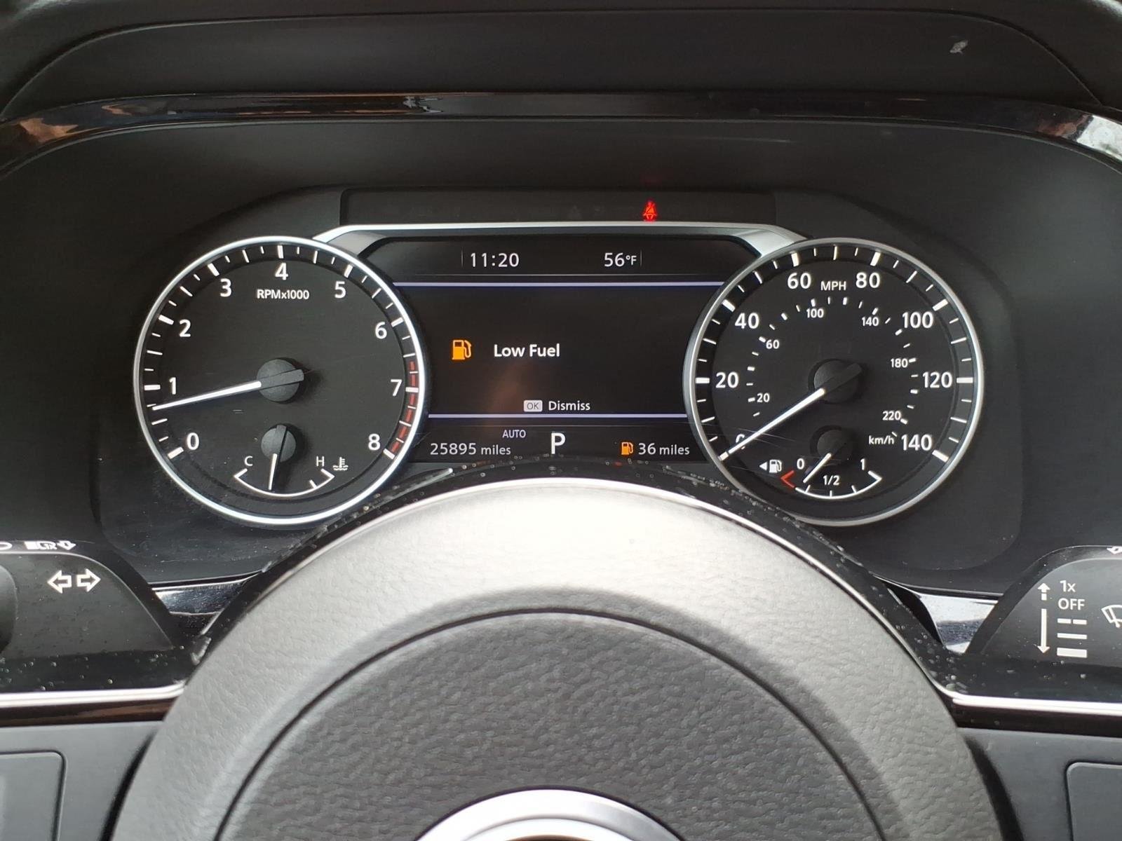 Used 2023 Pearl White Tricoat/Super Black Nissan SL image 14