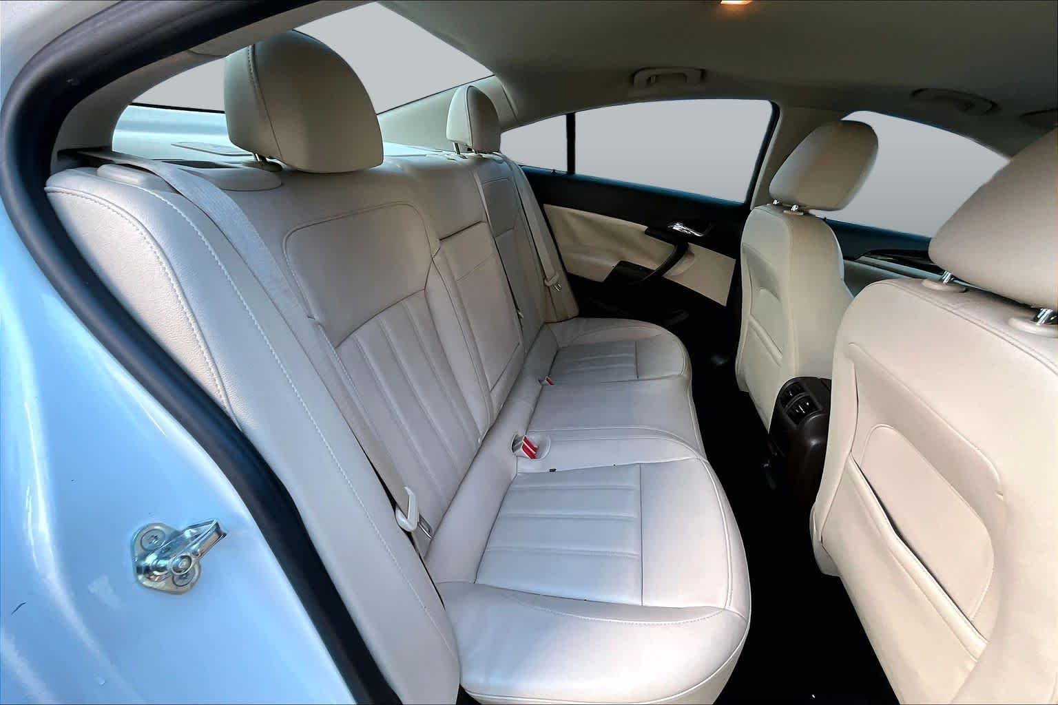 Used 2011 Summit White Buick CXL RL3 image 18