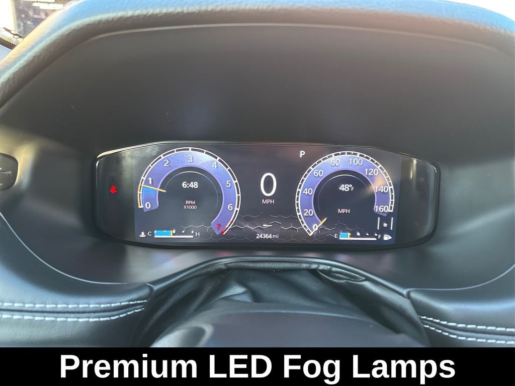 Used 2022 Silver Jeep High Altitude image 24