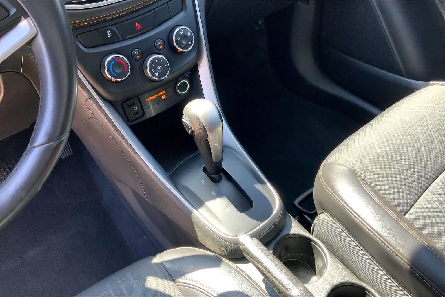 2022 Chevrolet Trax LT - Photo 17