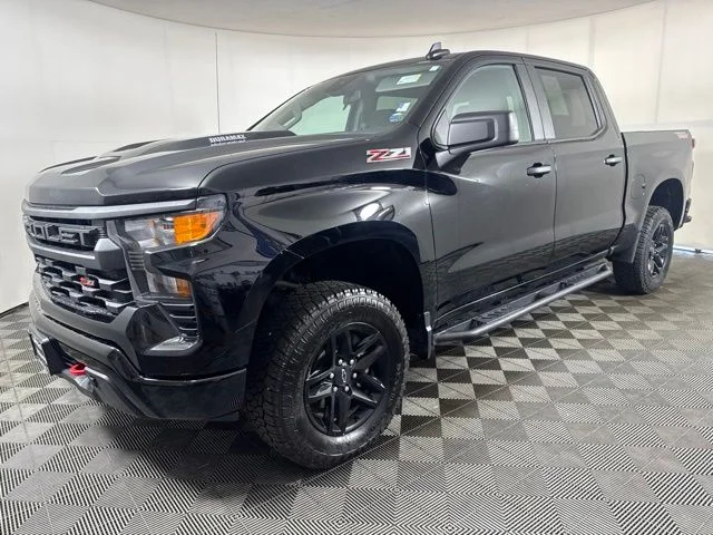 Used 2025 Black Chevrolet Custom Trail Boss image 8