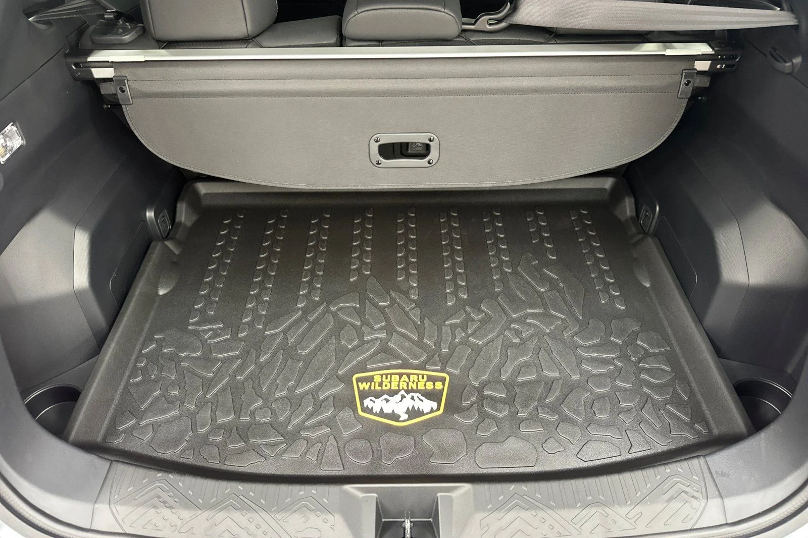 New 2026 ICE SILVER METALLIC Subaru Wilderness image 18