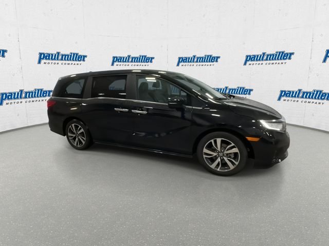 Used 2024 Crystal Black Pearl Honda Touring image 13