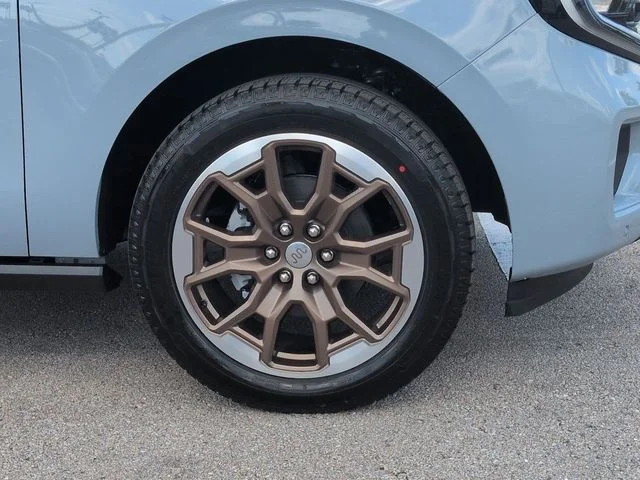 New 2026 Glacier Gray Metallic Tri-Coat Ford MAX King Ranch® image 11
