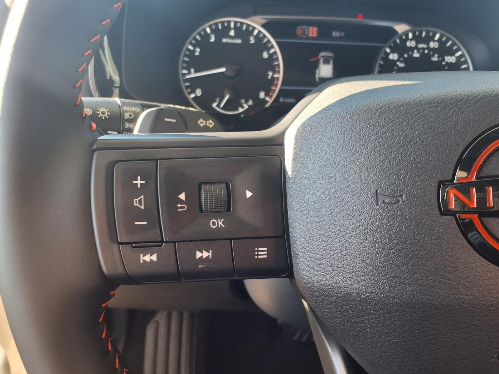 2026 Nissan Pathfinder Rock Creek® White at Robbins Nissan