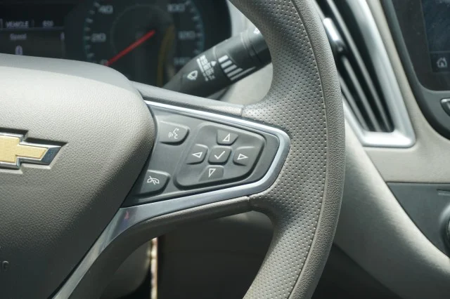 Used 2022  Chevrolet LT image 22