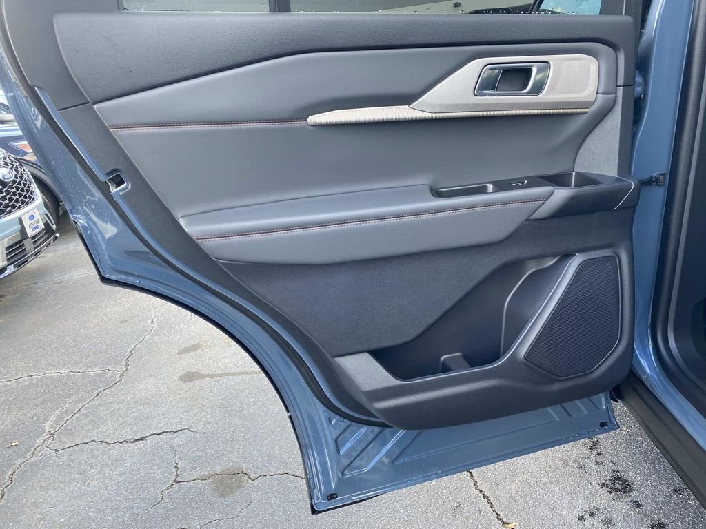 2026 Ford Explorer - Photo 9