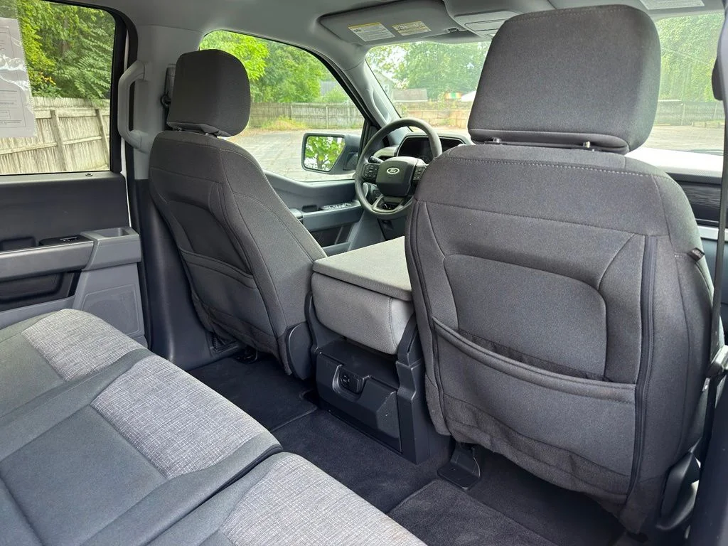 Used 2023 White Ford XLT image 29