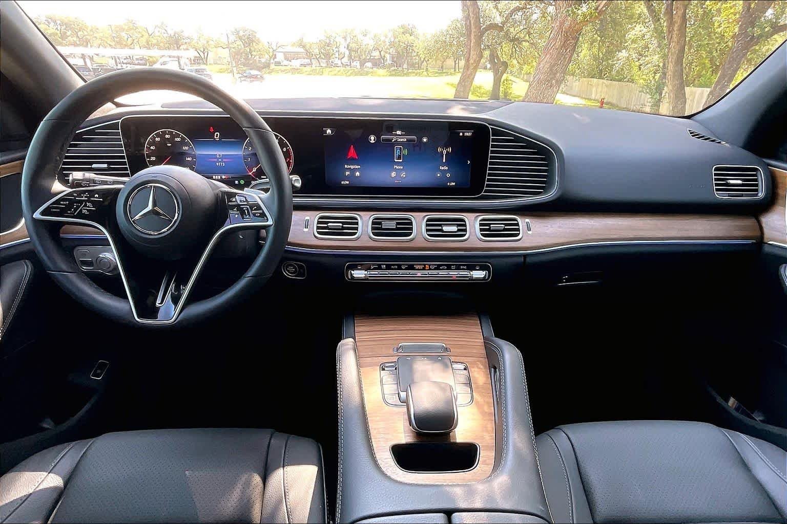 2025 Mercedes-Benz GLE GLE450 - Photo 15