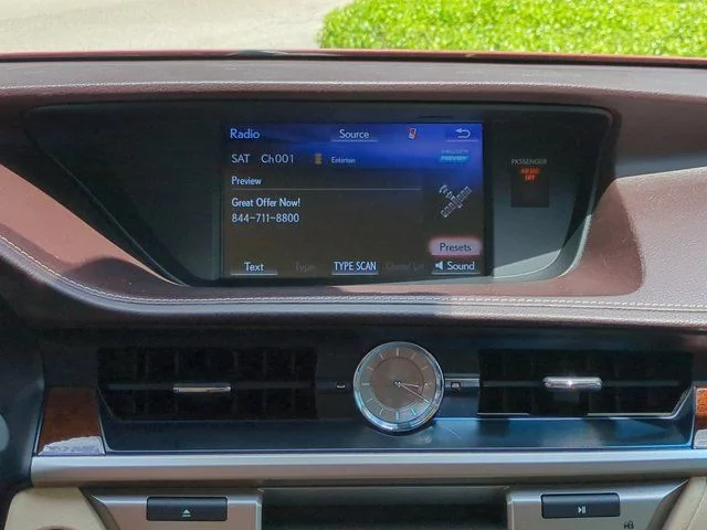 Used 2017 Red Lexus 350 image 17