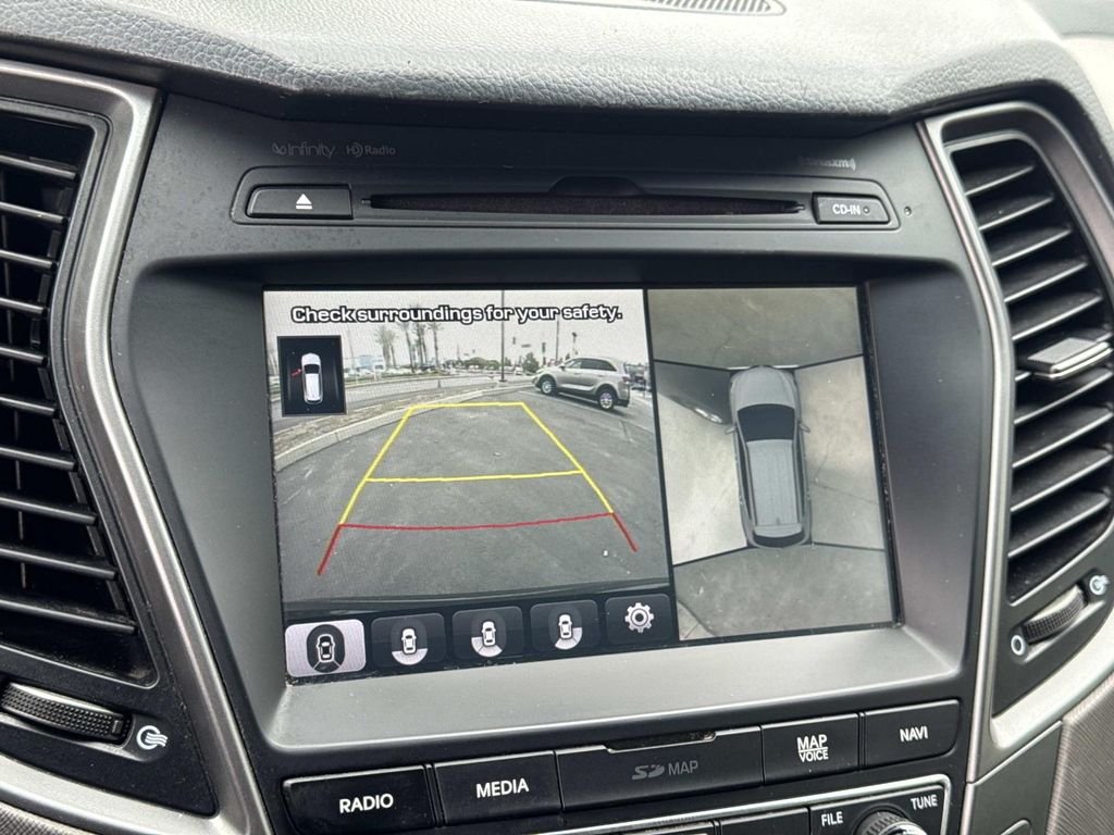 Used 2018 Black Hyundai 2.4 Base image 14