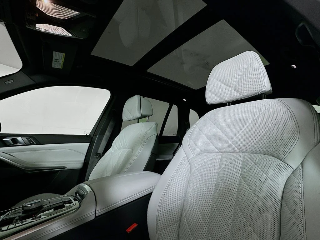 New 2026 Gray Metallic BMW xDrive40i image 16