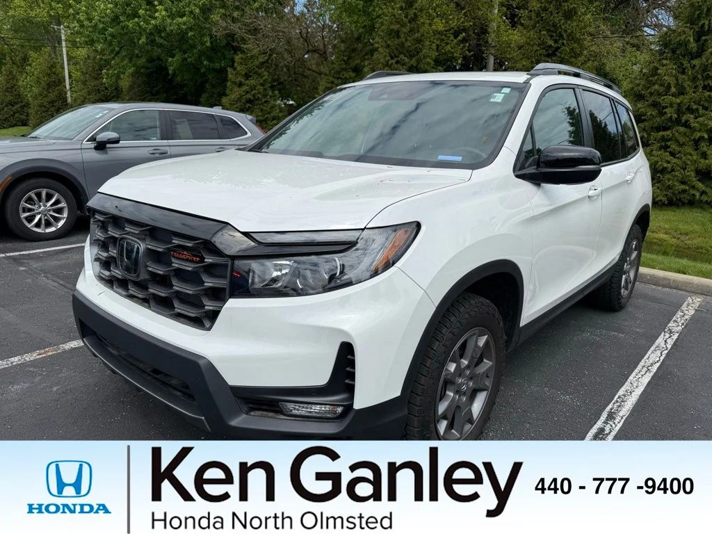 2024 Honda Passport 3.5 TrailSport 4WD Auto's photo