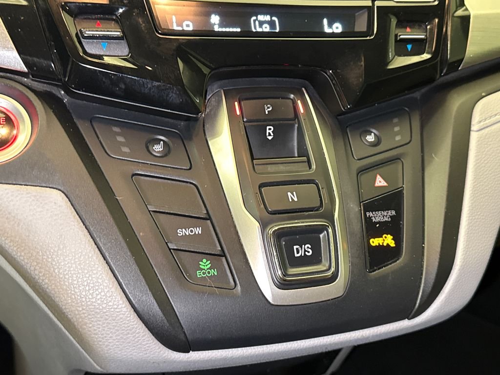 Used 2018 Modern Steel Metallic Honda EX image 28