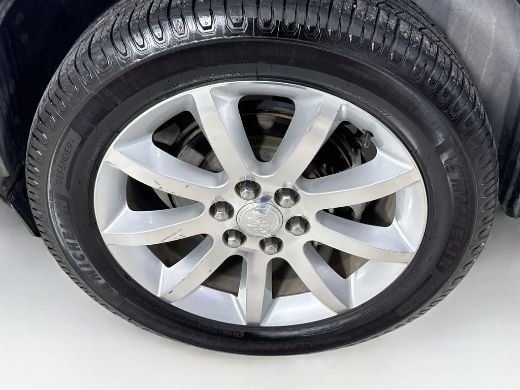 Used 2013 White Diamond Clearcoat Buick Premium Group image 41