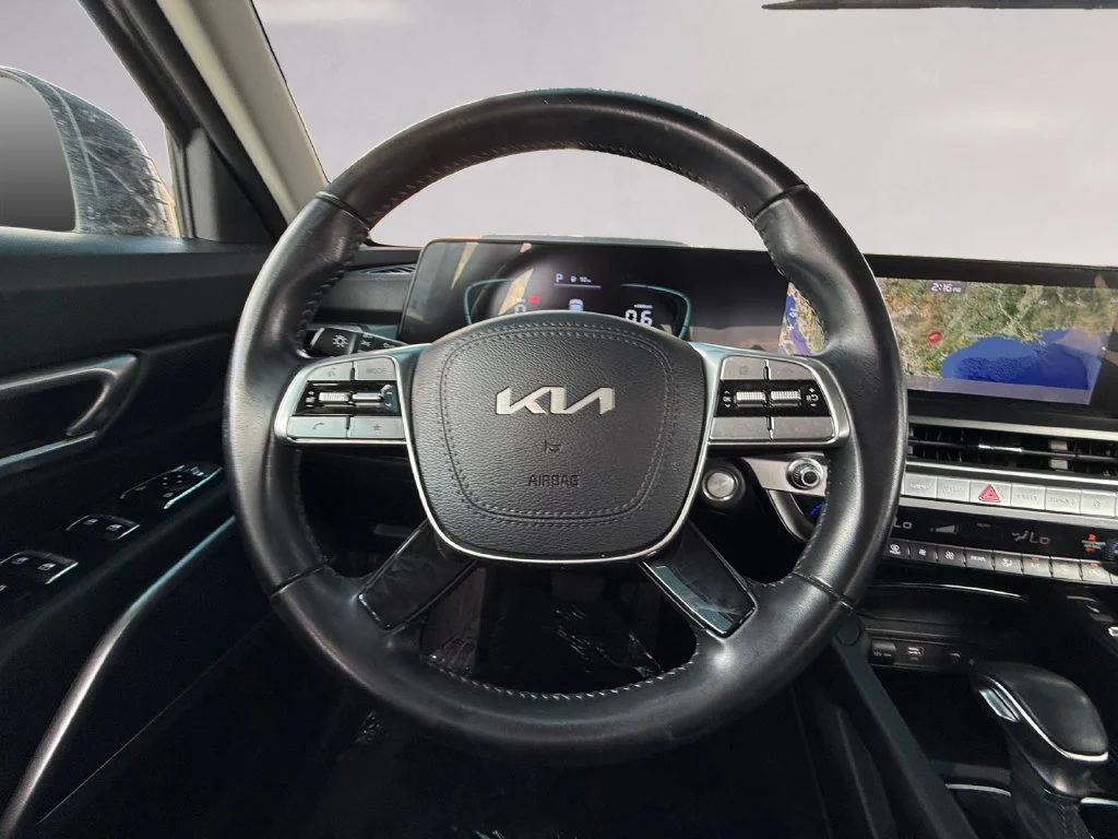 2025 Kia Telluride S - Photo 13