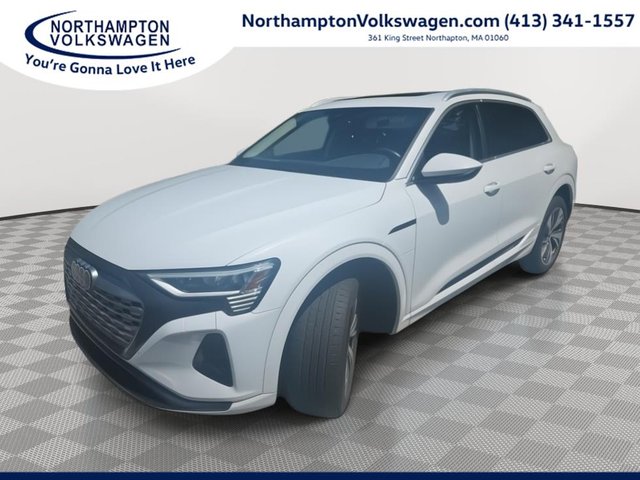 2024 Audi Q8 e-tron Premium