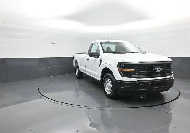 New 2026 Oxford White Ford XL image 2
