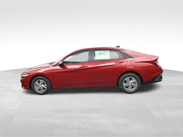 Certified Used 2026 Red Hyundai SE image 6