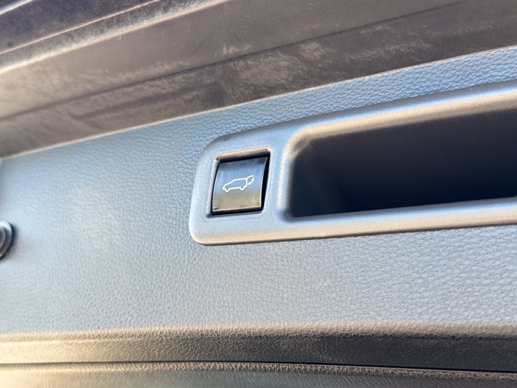 Used 2023 Black Toyota XLE image 8