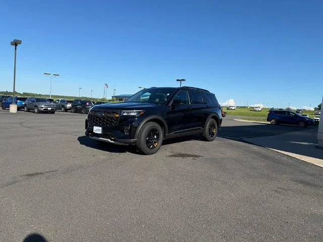 New 2026 Agate Black Metallic Ford Tremor® image 40
