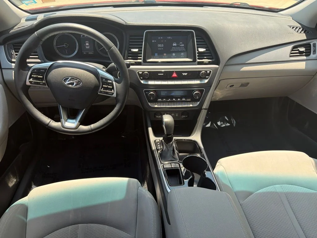 Used 2019 Red Hyundai SEL image 10