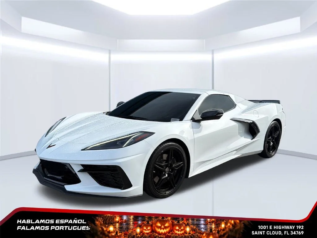Used 2023 ARCTIC WHITE Chevrolet 3LT image 2