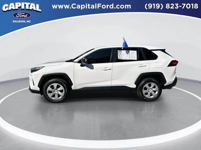 Used 2025 White Toyota LE image 5