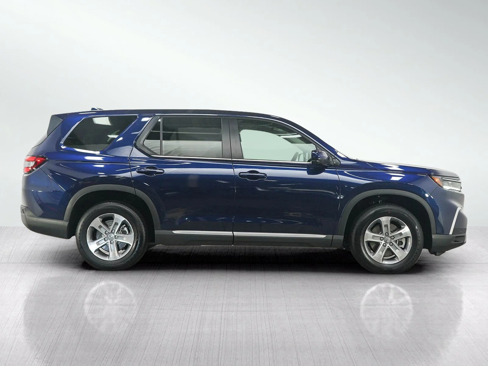 Used 2025 Blue Honda EX-L image 7
