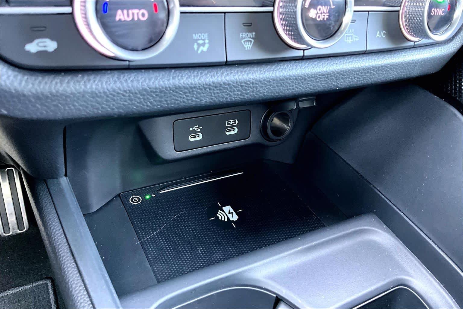 Used 2025 Platinum White Pearl Acura w/A-Spec Package image 32