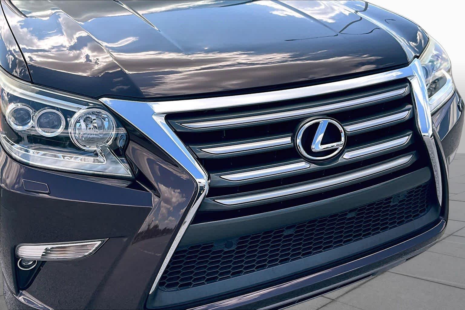 Used 2016 Fire Agate Pearl Lexus  image 30