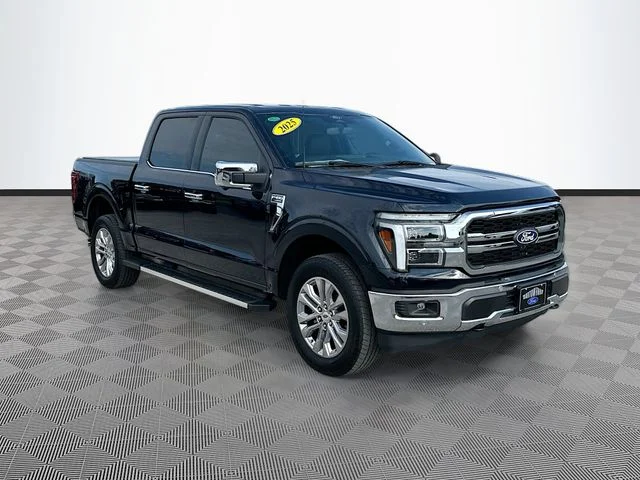 Used 2025 Blue Ford Lariat image 3