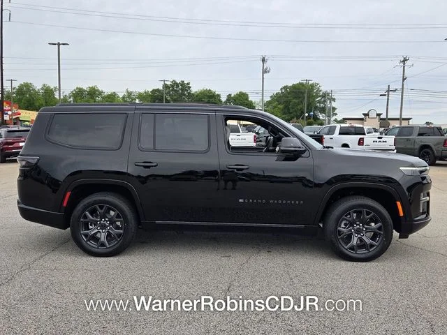 New 2026 High Gloss Black Exterior Paint Jeep Limited image 16