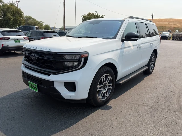 2025 Ford Expedition Active
