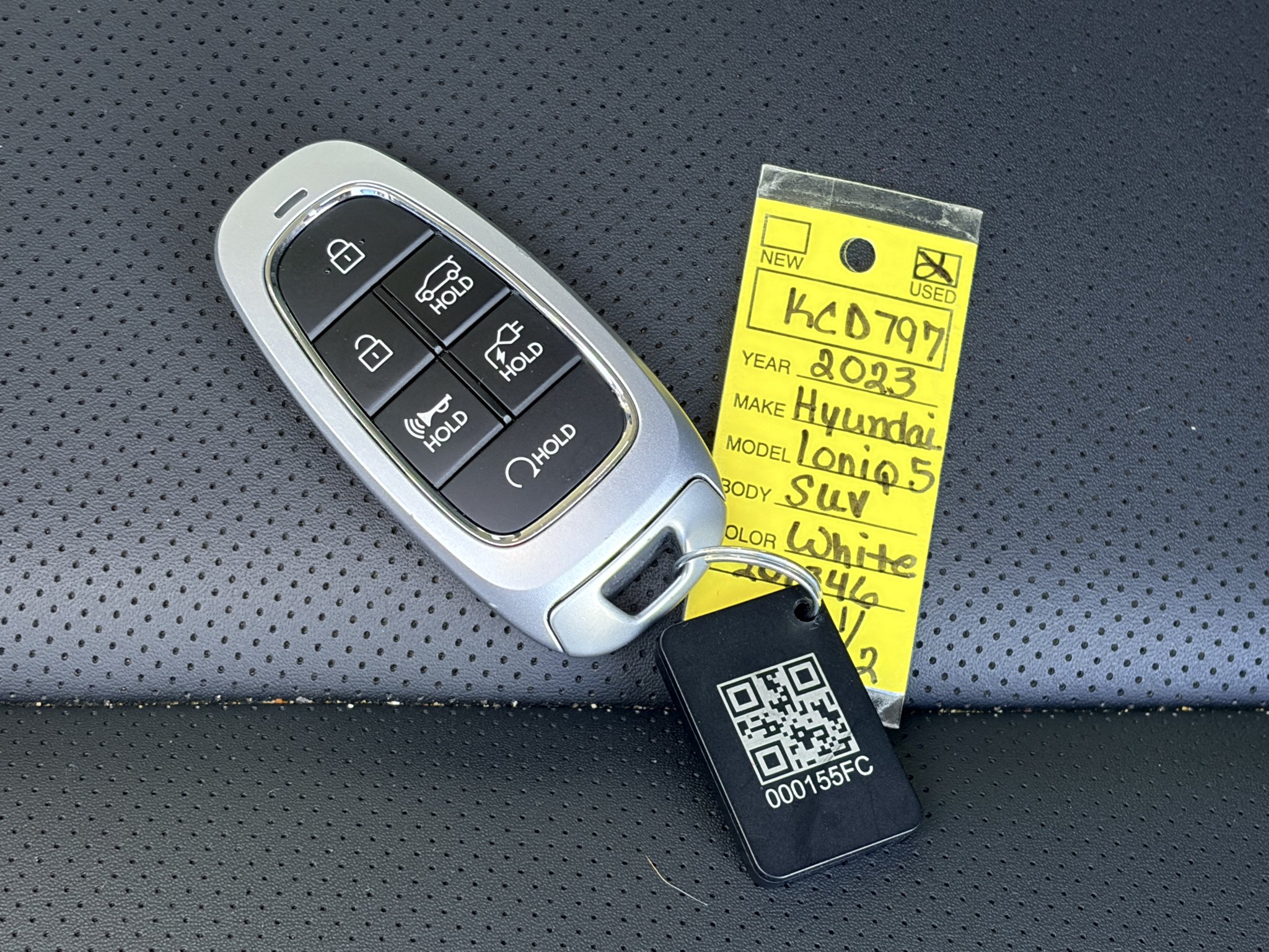 Used 2023 Atlas White Hyundai SEL image 21