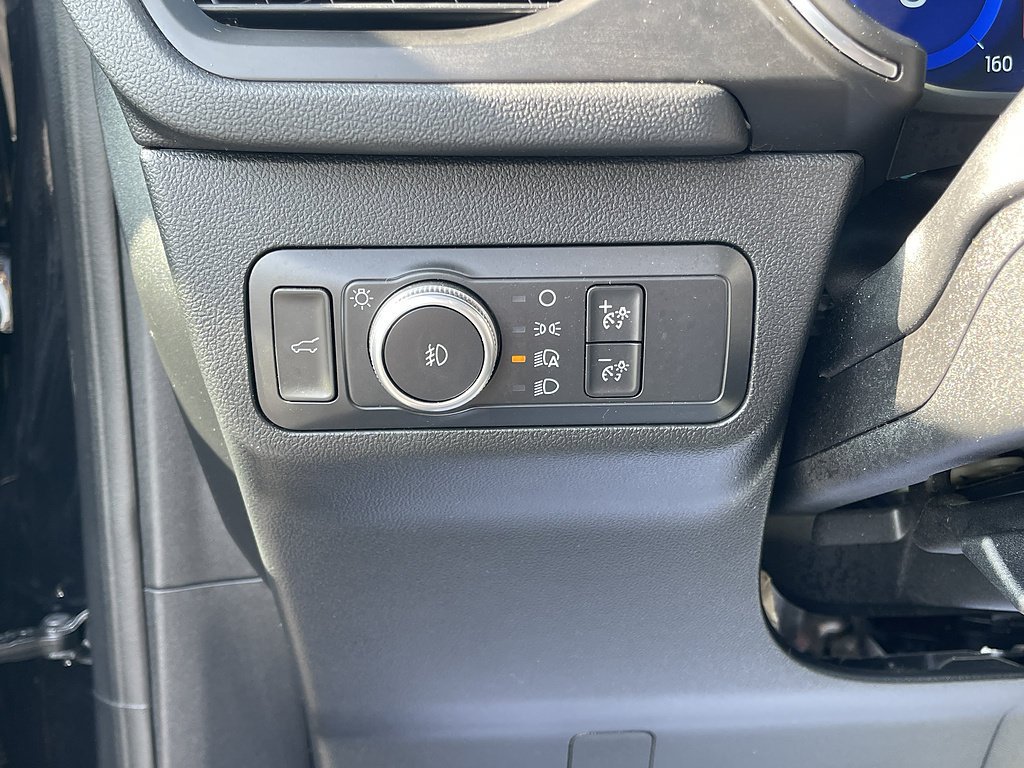 Used 2020 Agate Black Metallic Ford Titanium image 33